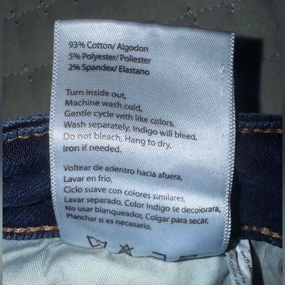 Risen Full Size High Rise Frayed Hem Flare Jeans. Size Jr 9. Dark blue. EUC - Picture 7 of 15